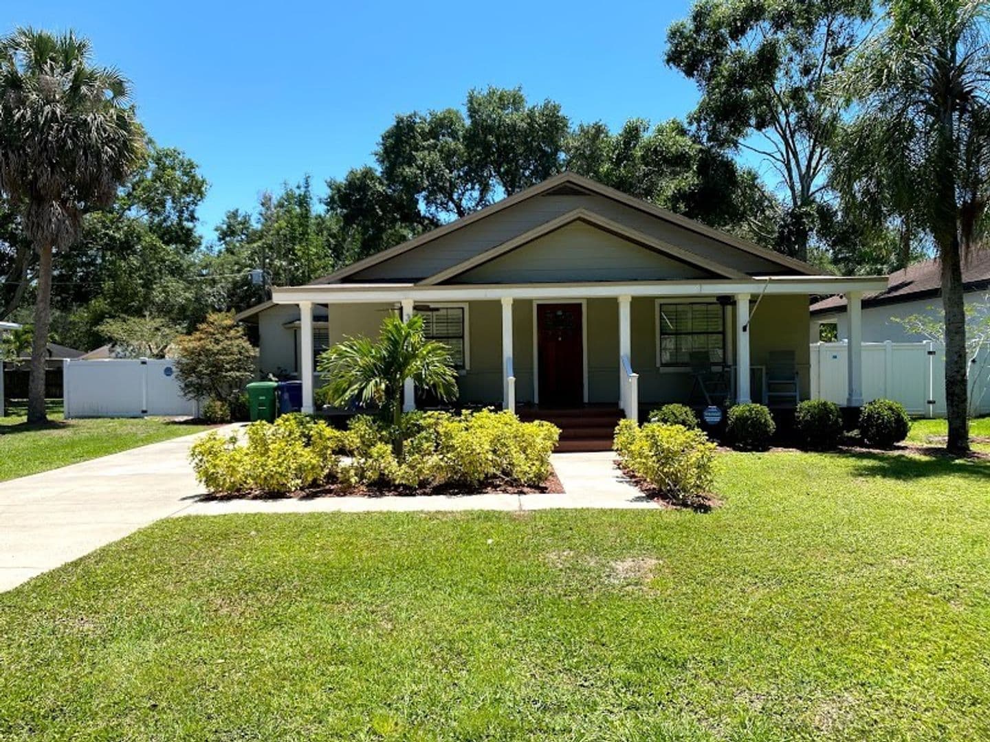 Tampa House: 3908 W Mckay Ave