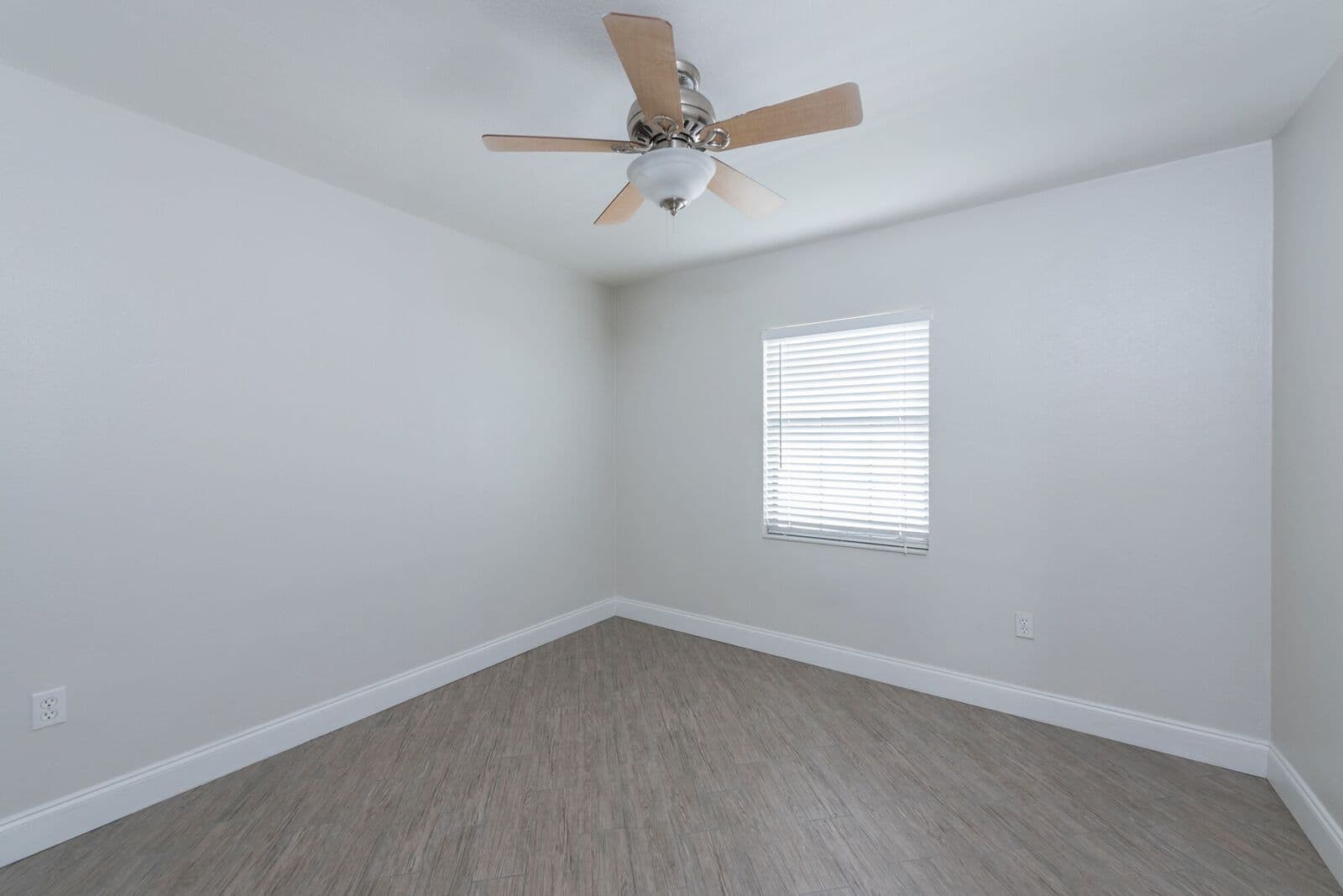 Tampa House: 3908 W Mckay Ave