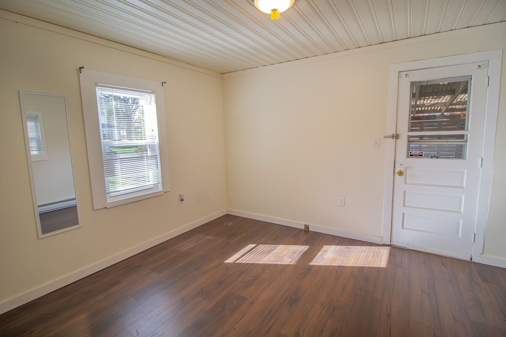 Niskayuna House: 934 Mohegan Road