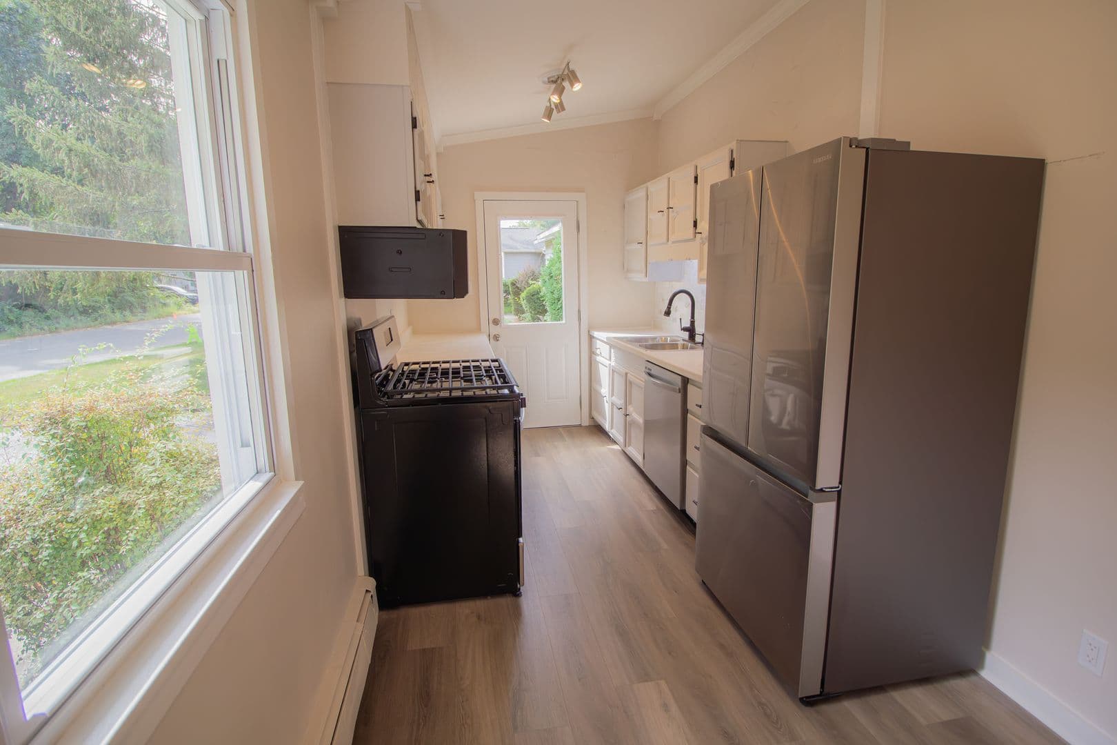 Latham House: 57 Sherwood Dr
