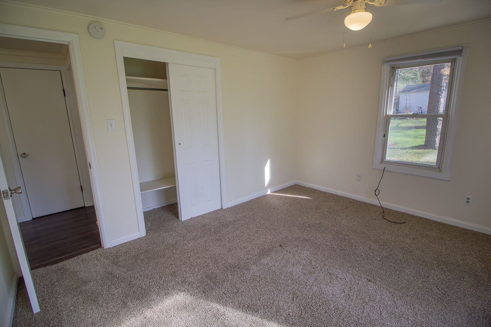 Niskayuna House: 934 Mohegan Road