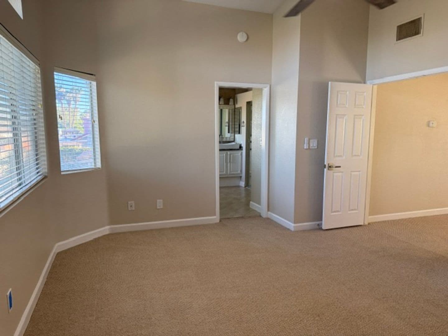 LAS VEGAS House: 5218 MISTY MORNING DR