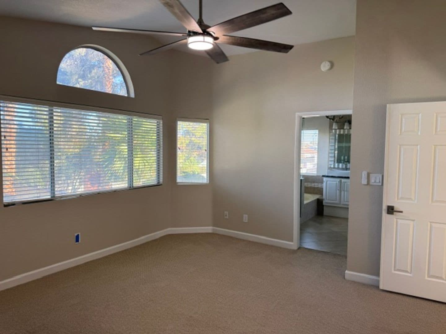 LAS VEGAS House: 5218 MISTY MORNING DR