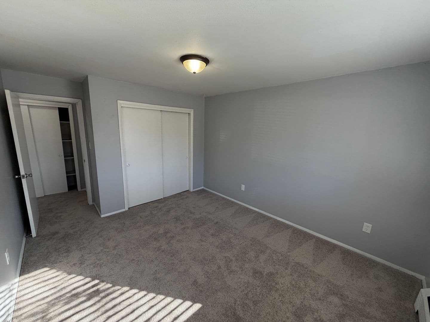 Lakewood Apartment: 550 Webster St