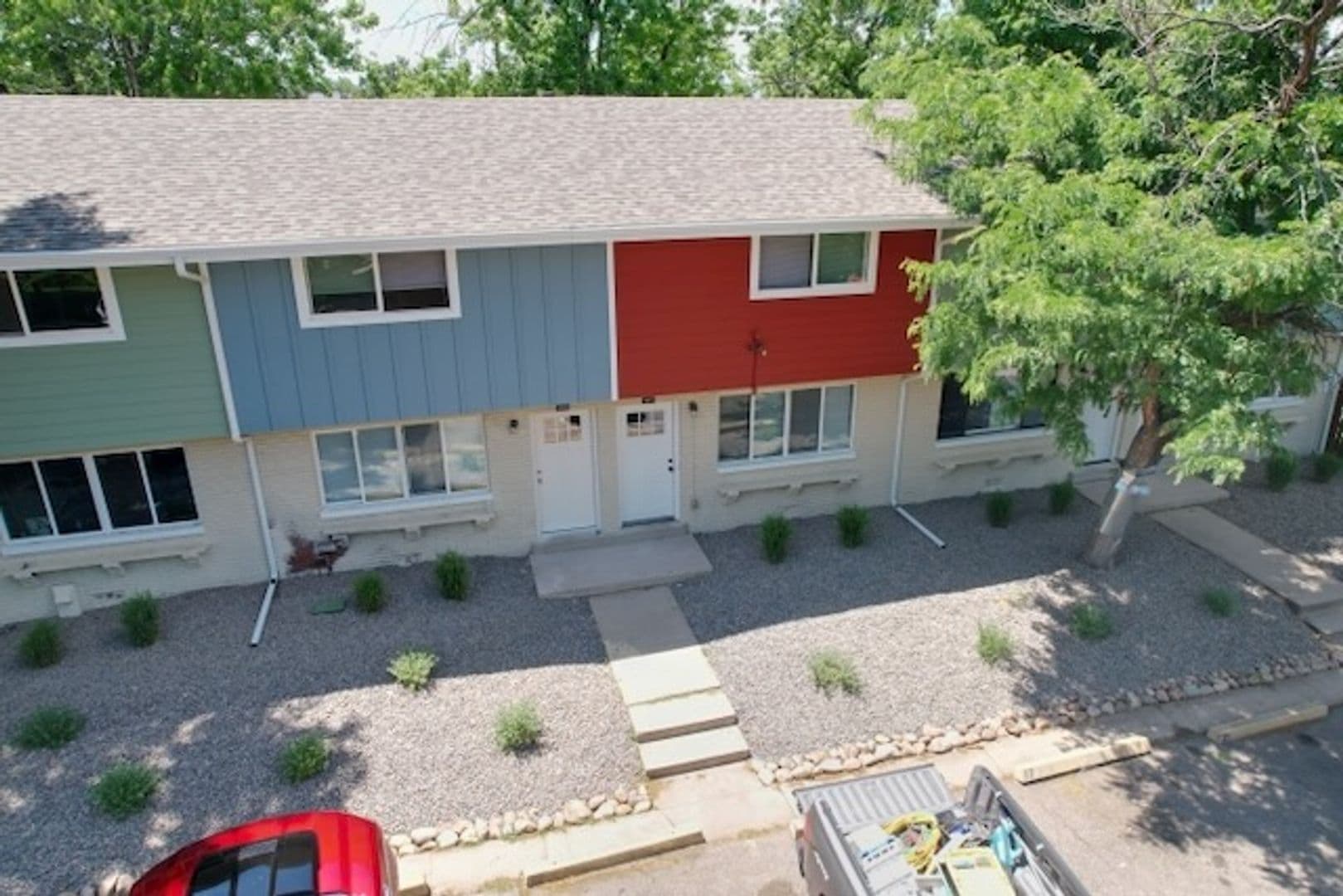 Lakewood Townhome: 1605 Fenton Street