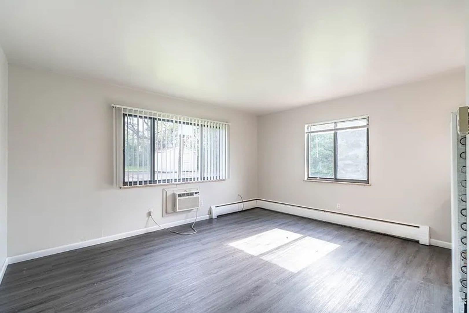Lakewood Apartment: 688 Miller Ct