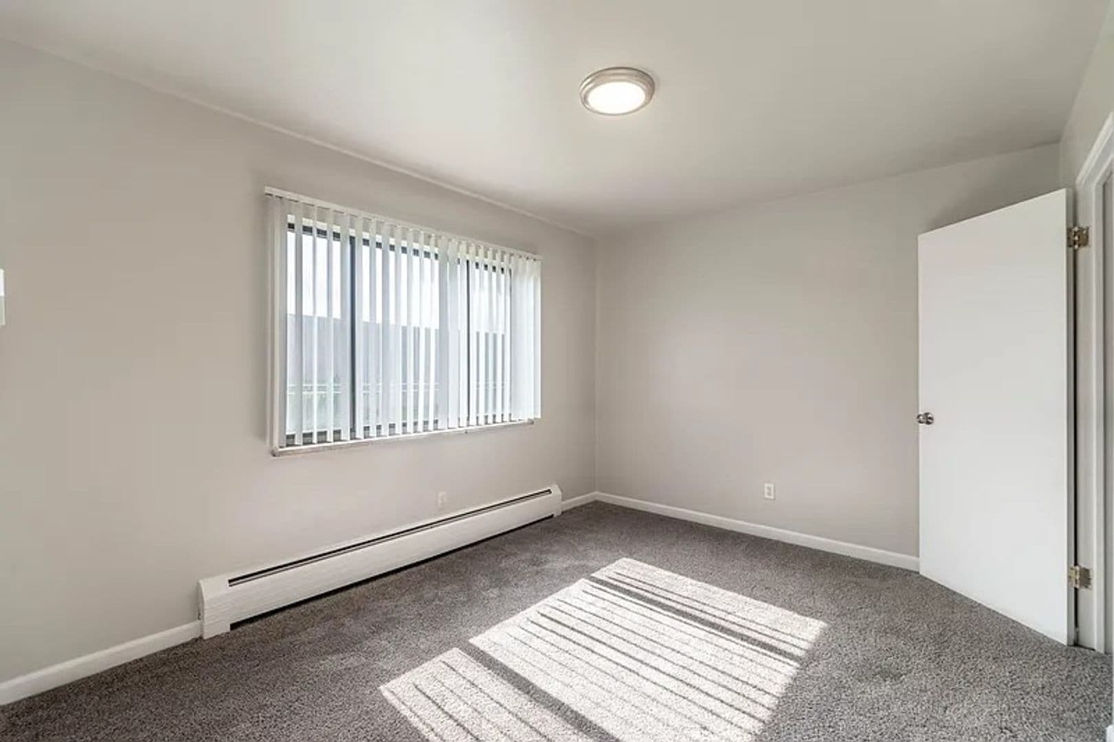 Lakewood Apartment: 688 Miller Ct