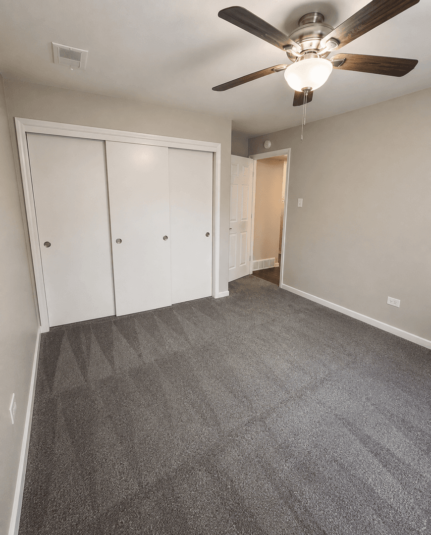 Lakewood Apartment: 730 Moore St