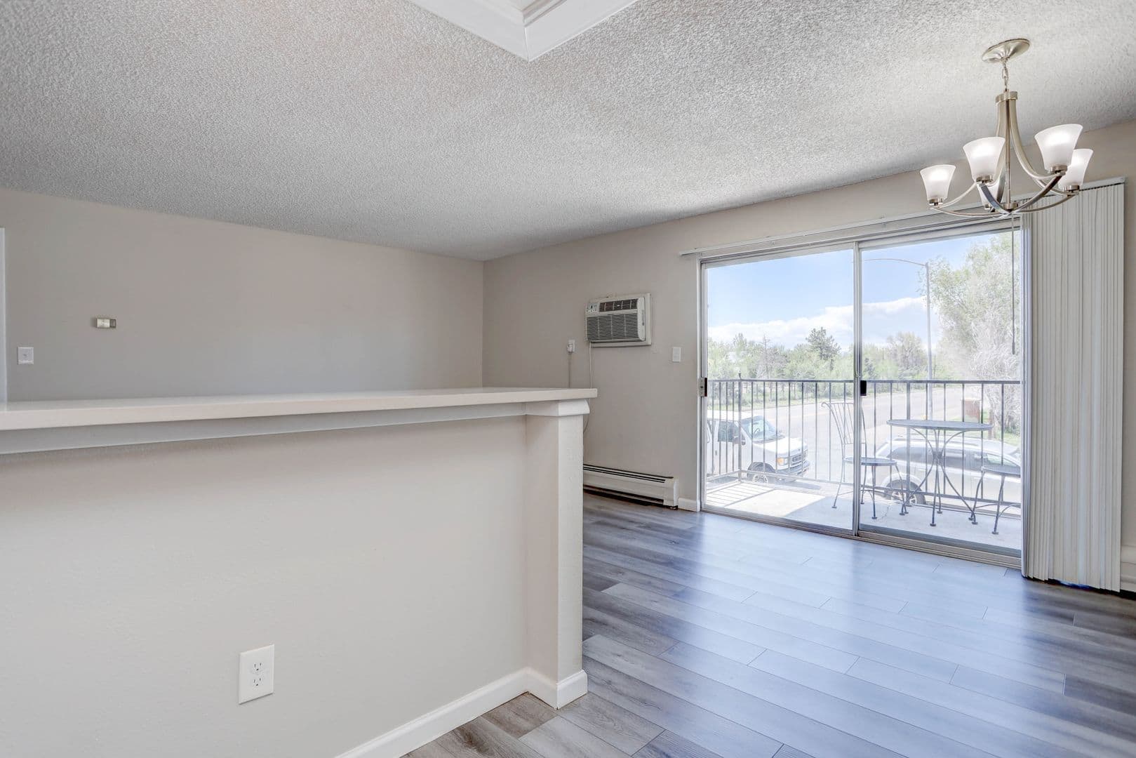 Denver Apartment: 5215 E Exposition Ave