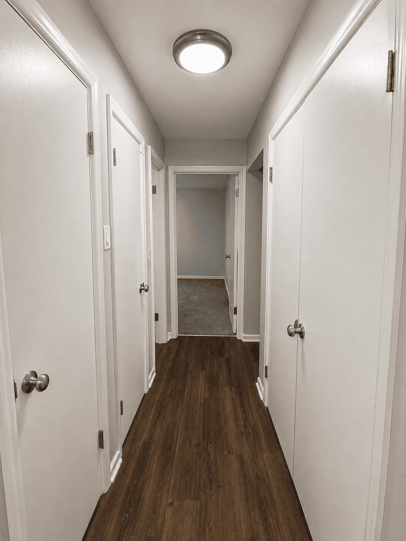 Lakewood Apartment: 730 Moore St