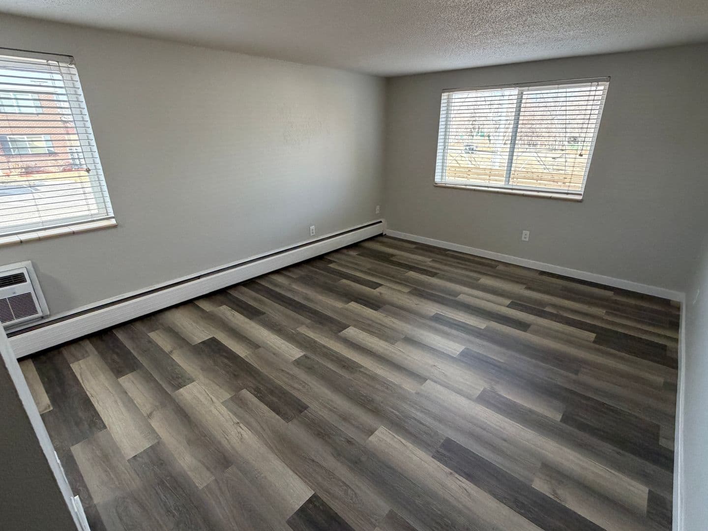 Lakewood Apartment: 8170 W 13th Ave