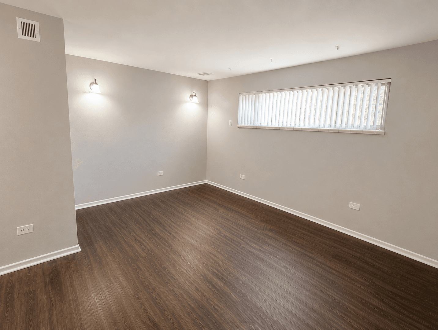 Lakewood Apartment: 730 Moore St
