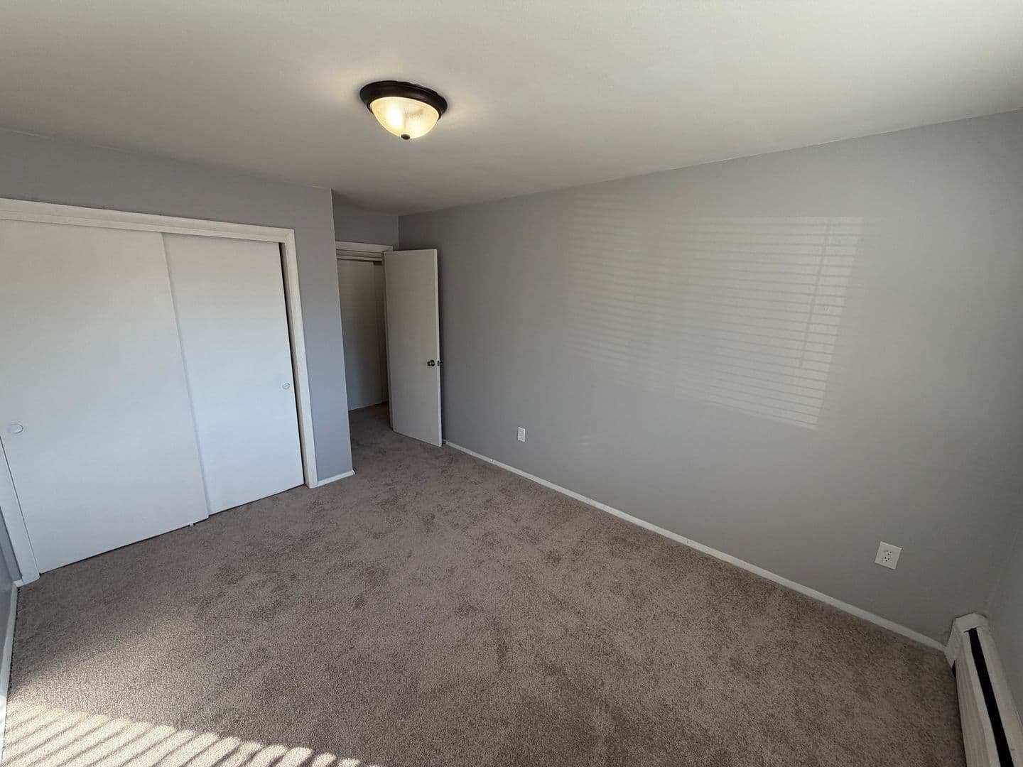 Lakewood Apartment: 550 Webster St