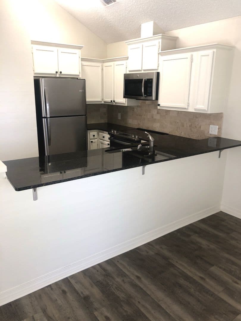 Baton Rouge House: 11011 Cal Road