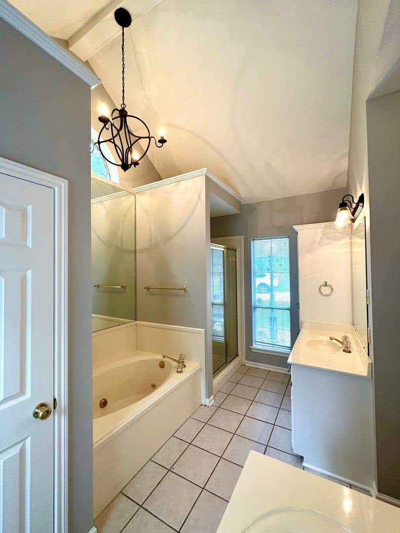 Baton Rouge House: 11821 Thornberry Lane