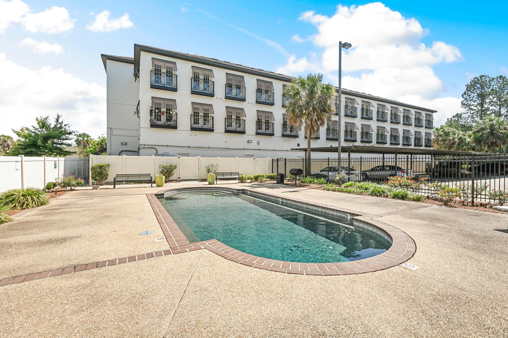 Baton Rouge Condo: 7248 Perkins Rd. - Unit 311
