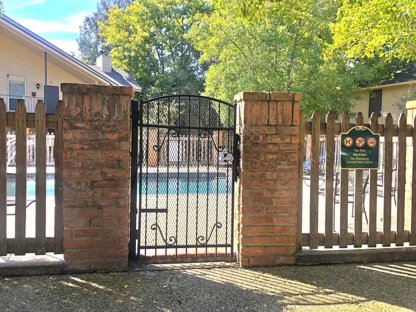 Baton Rouge House: 11011 Cal Road