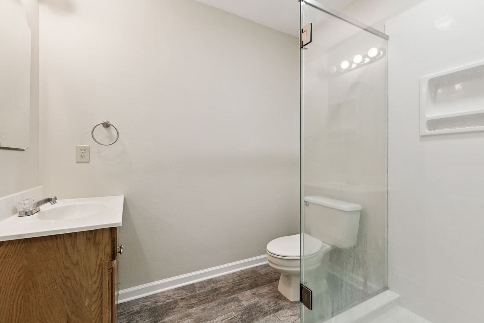 Baton Rouge House: 12037 Oak Haven Ave.