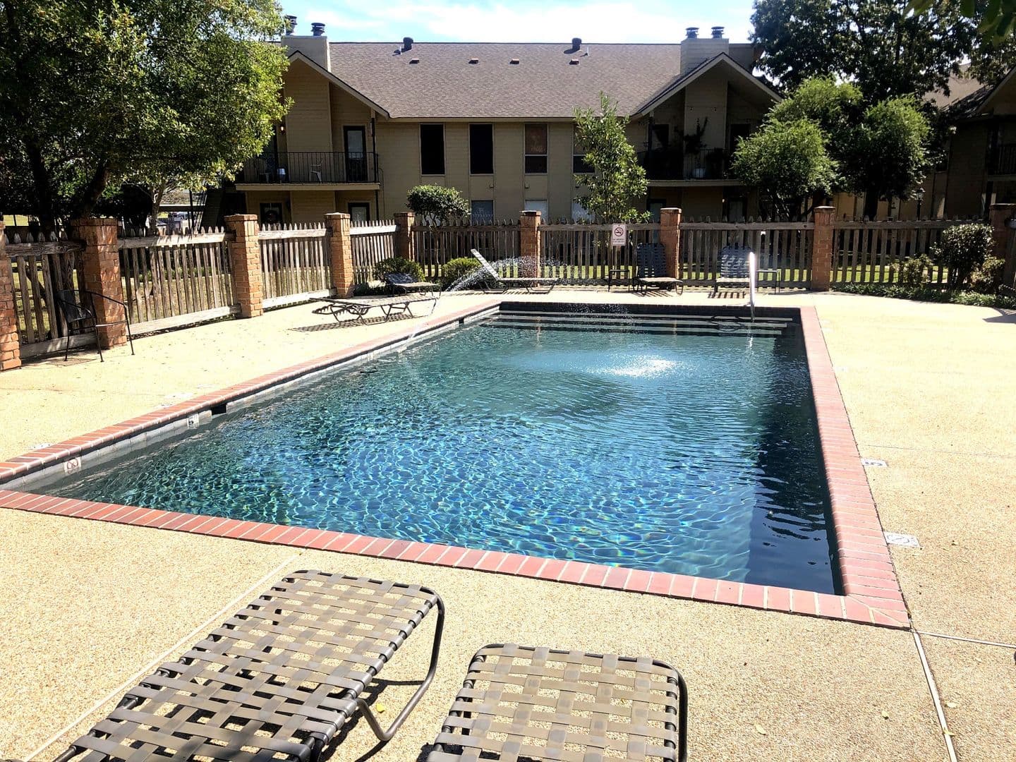 Baton Rouge House: 11011 Cal Road