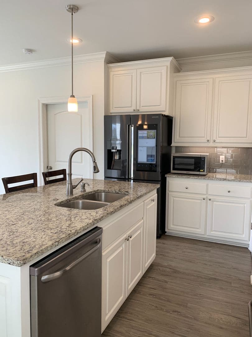 Baton Rouge House: 2127 Shadowbrook Dr.