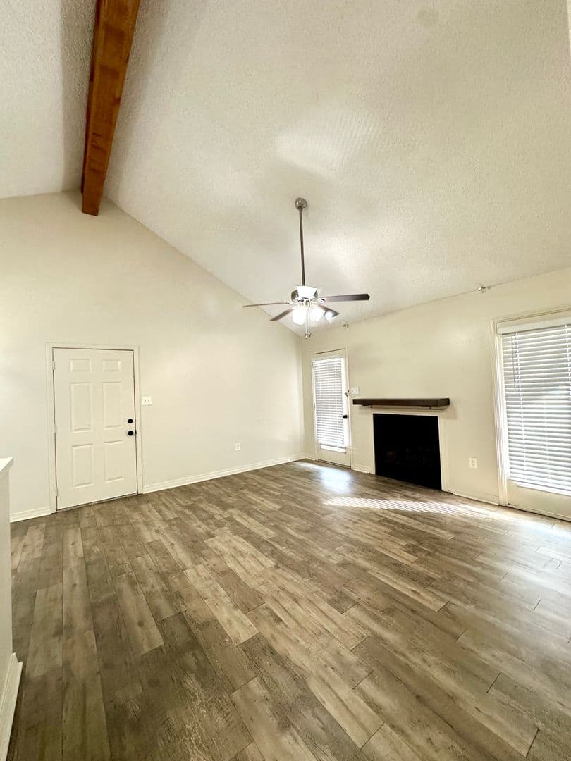 Baton Rouge House: 11011 Cal Road
