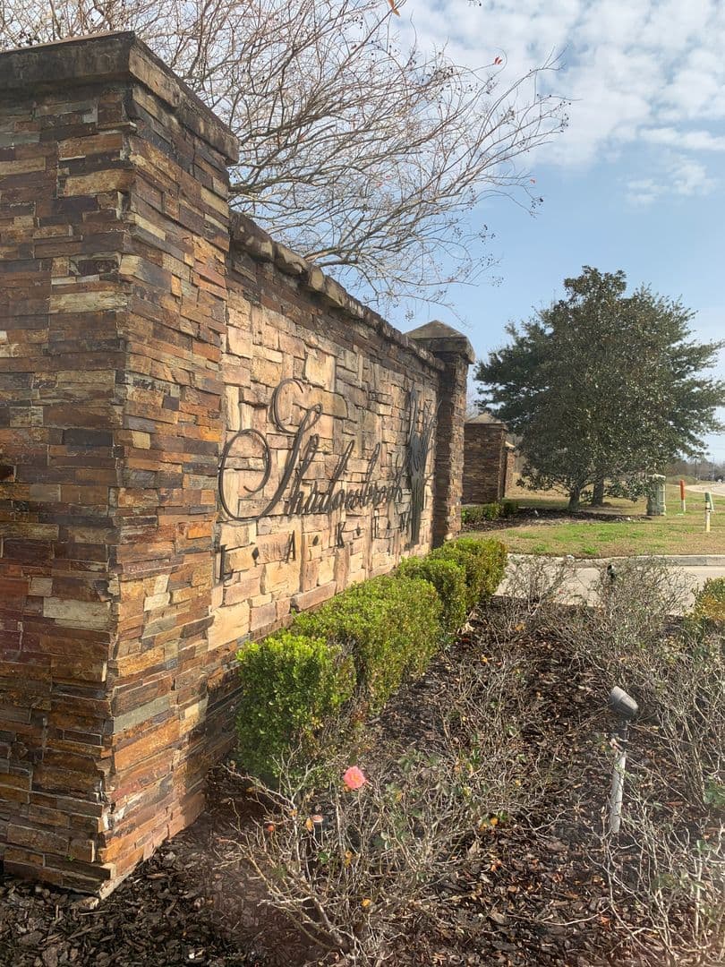 Baton Rouge House: 2127 Shadowbrook Dr.