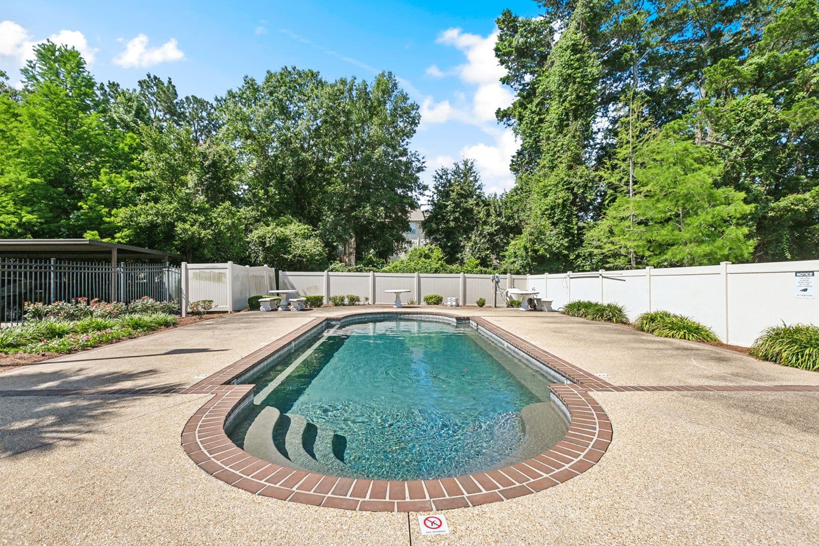 Baton Rouge Condo: 7248 Perkins Rd. - Unit 311