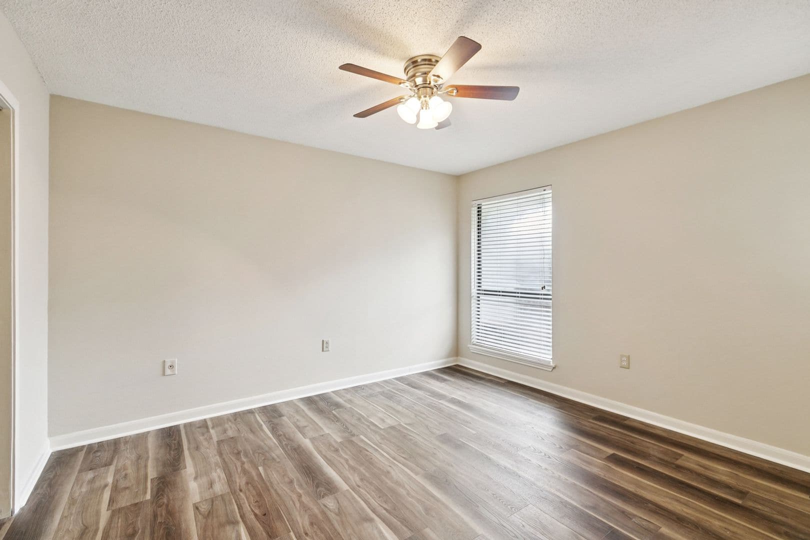 Baton Rouge House: 12037 Oak Haven Ave.