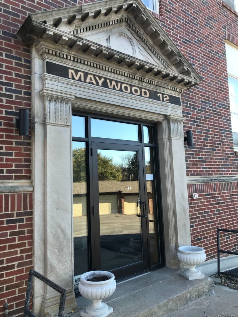 Omaha Apartment: 5450 S. 77th St