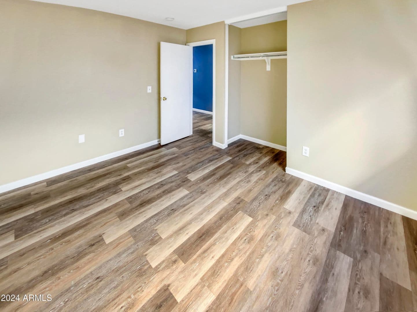 El Mirage House: 11534 W Bloomfield Rd