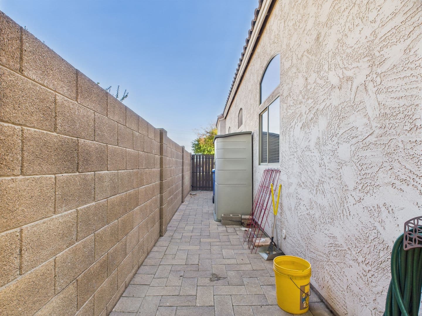 Glendale House: 3508 W Chama Rd