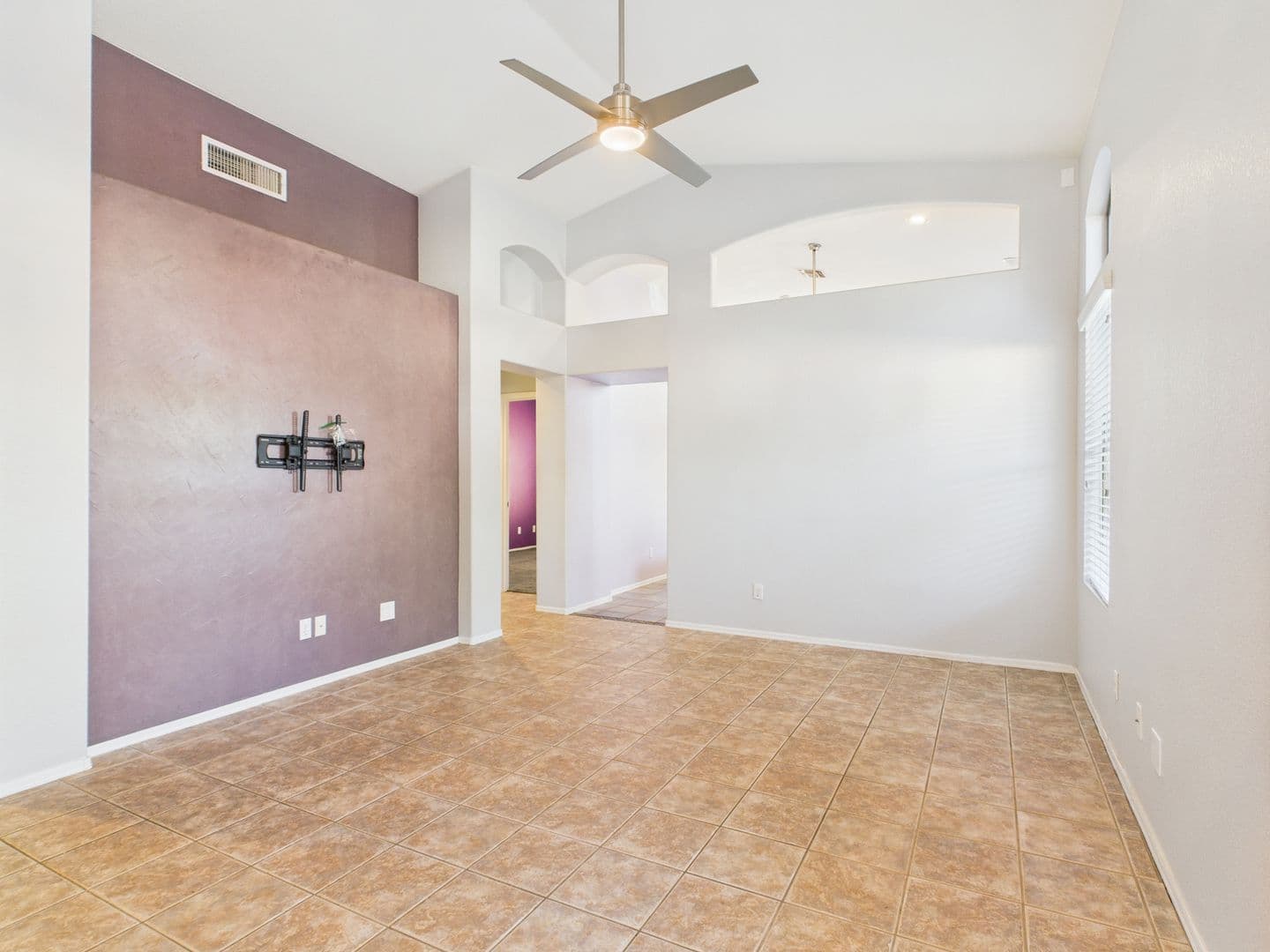 Glendale House: 3508 W Chama Rd