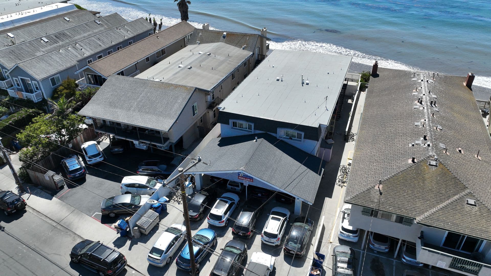Goleta Apartment: 6525 Del Playa