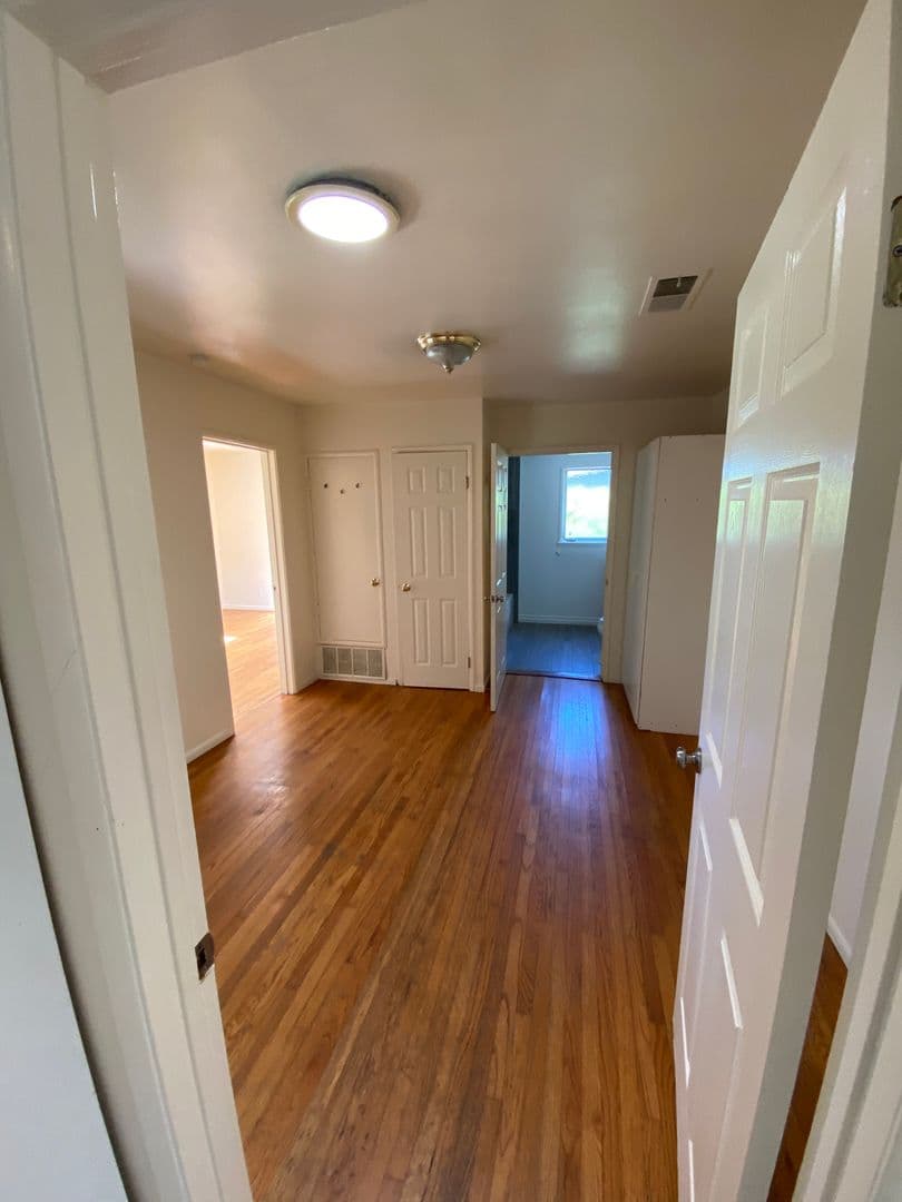 Goleta Apartment: 6885 Pasado