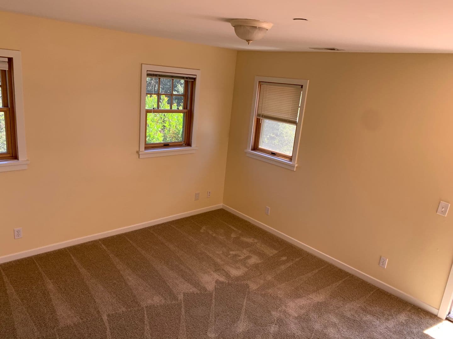 Goleta Apartment: 6736 Sueno
