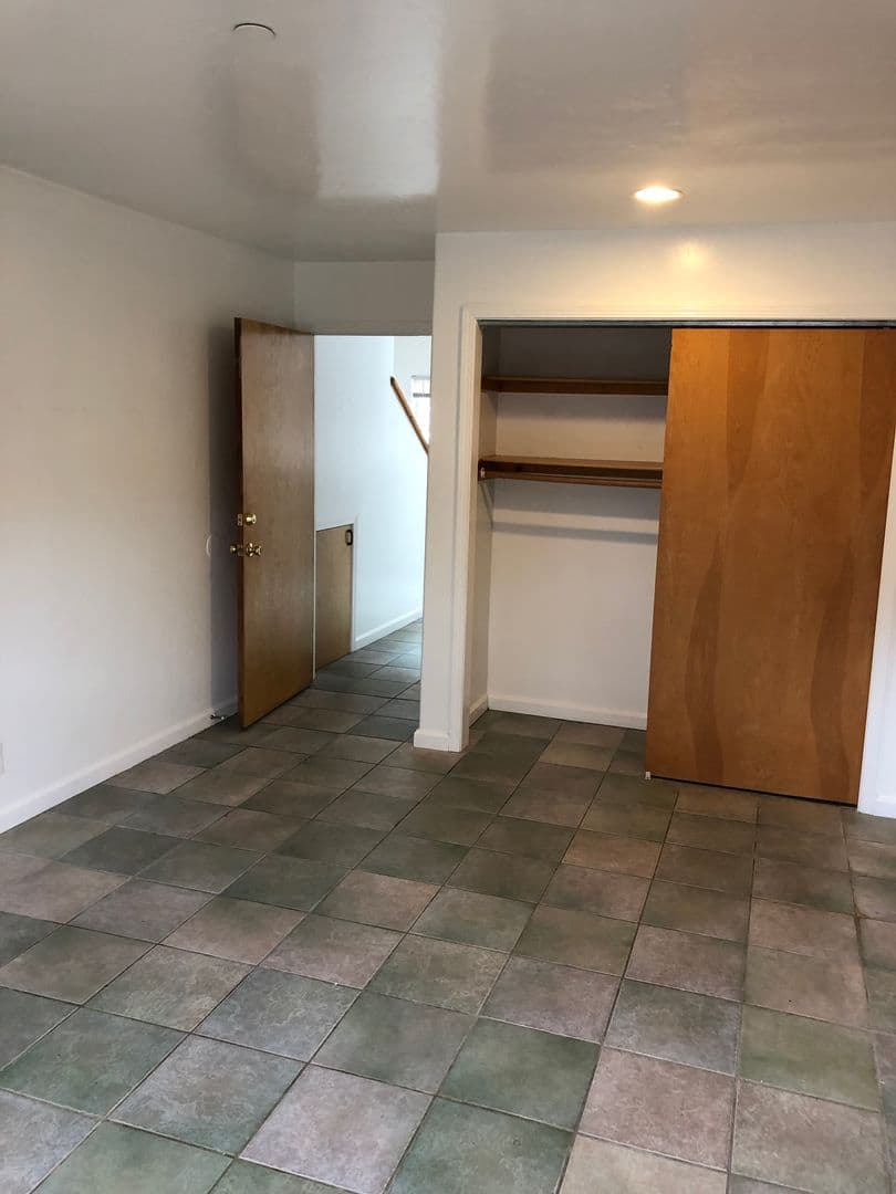 Goleta Apartment: 6533 El Nido