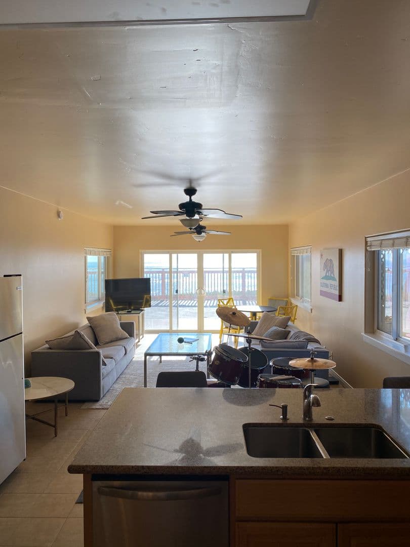 Goleta Apartment: 6631 Del Playa