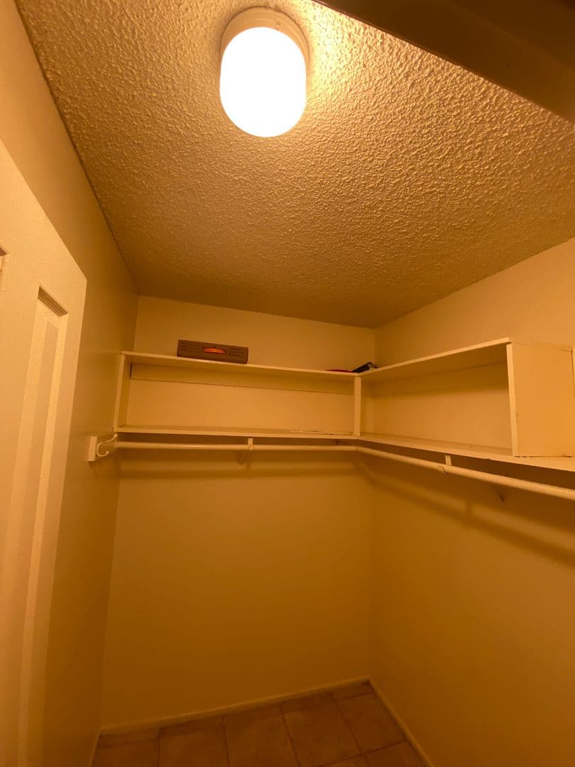 Goleta Apartment: 6561 Del Playa