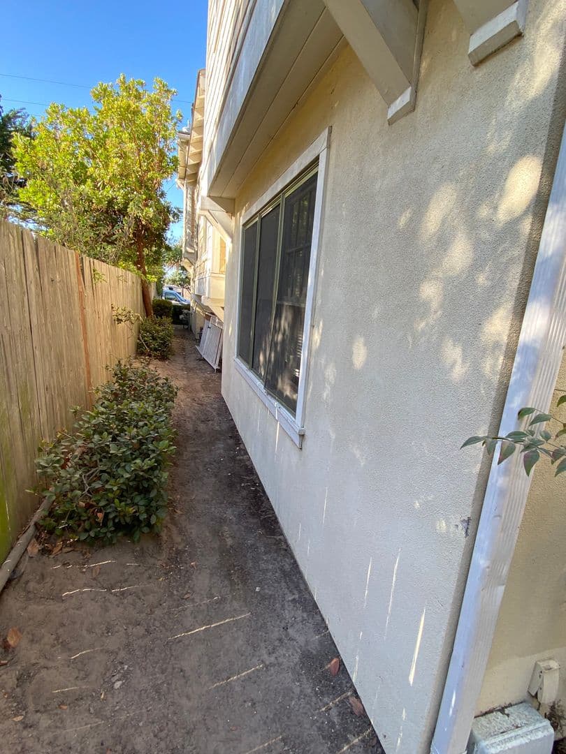 Goleta Apartment: 6736 Sueno