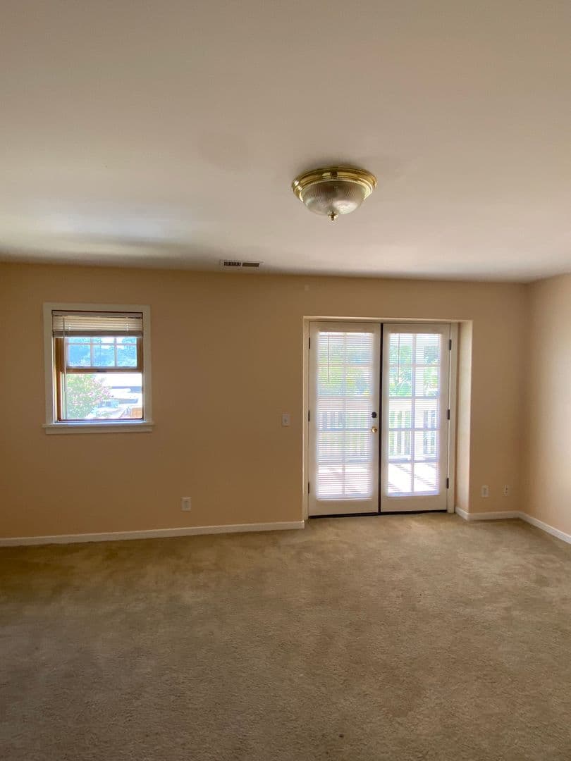 Goleta Apartment: 6736 Sueno