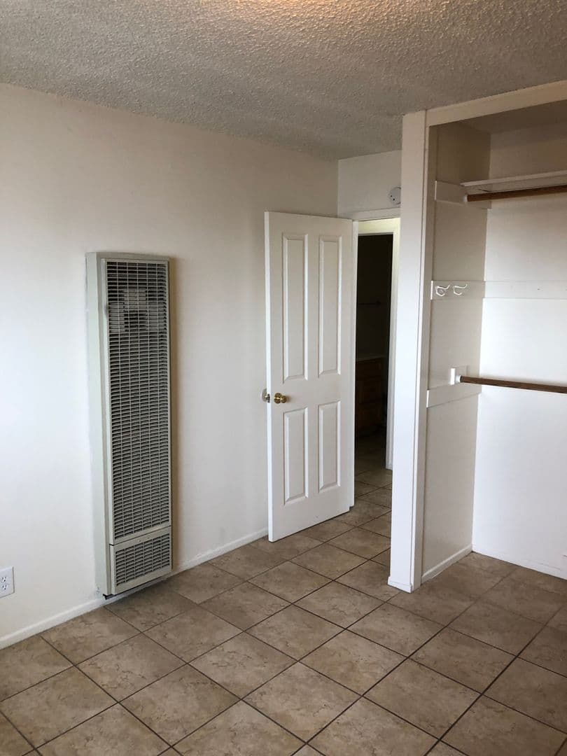 Goleta Apartment: 6561 Del Playa