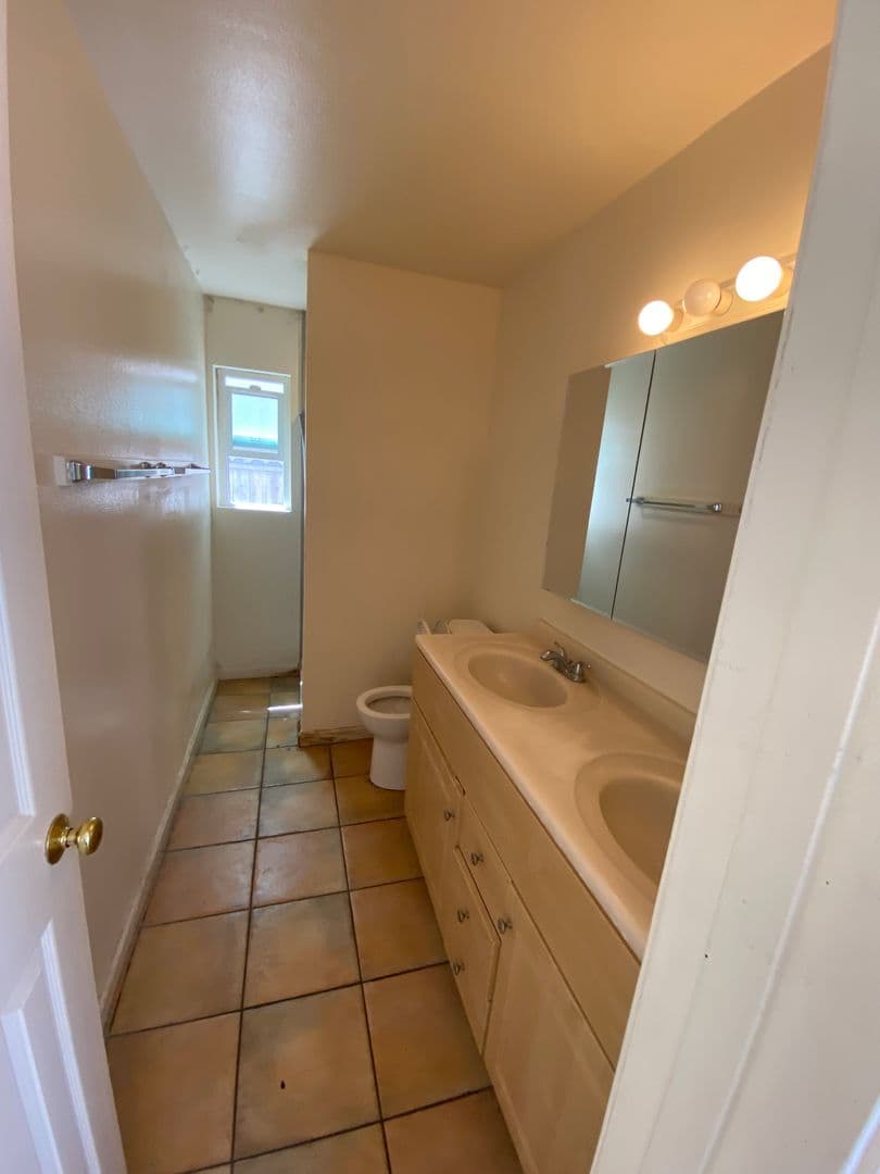 Goleta Apartment: 6743 Del Playa