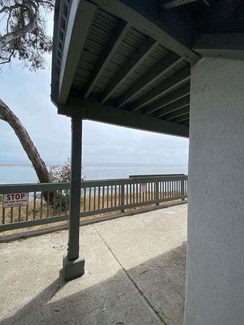 Goleta Apartment: 6777 Del Playa