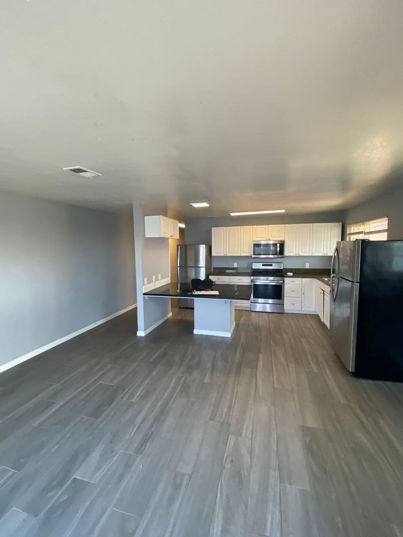 Goleta Apartment: 6777 Del Playa