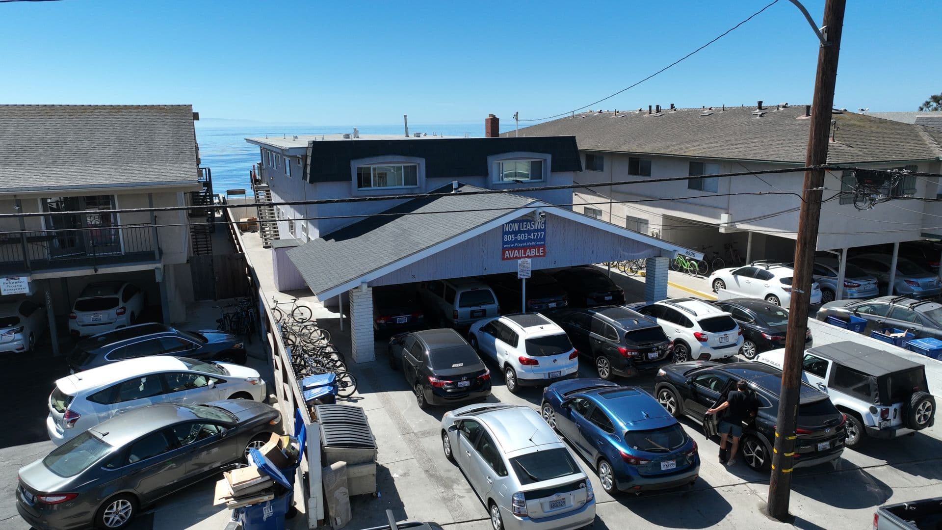 Goleta Apartment: 6525 Del Playa