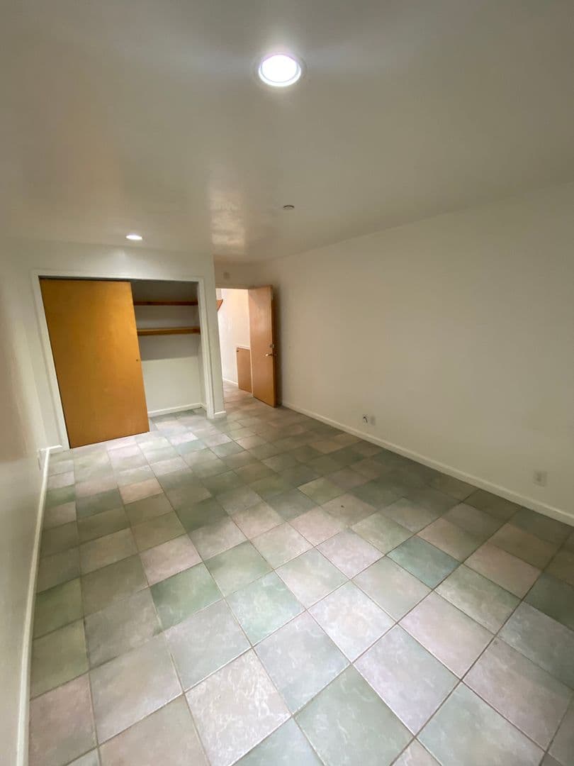 Goleta Apartment: 6535 El Nido