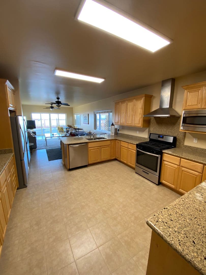 Goleta Apartment: 6631 Del Playa