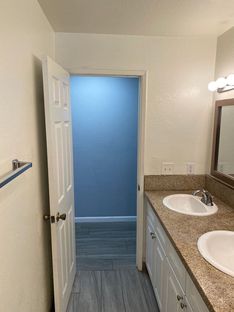 Goleta Apartment: 6777 Del Playa