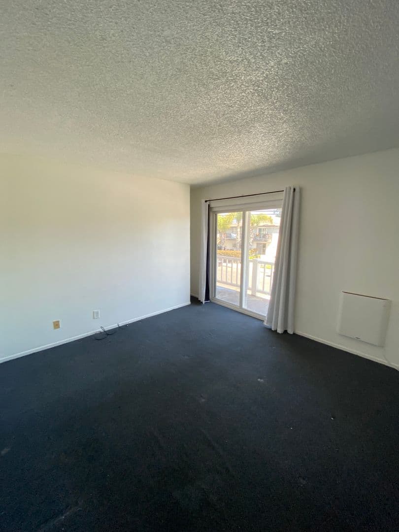 Goleta Apartment: 6653 Del Playa