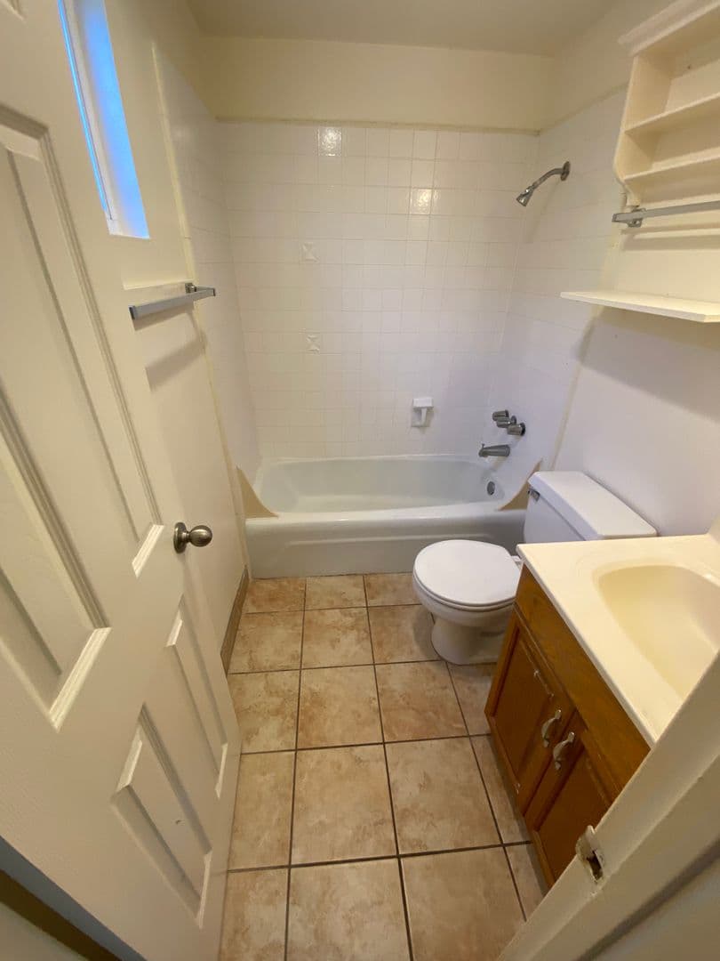 Goleta Apartment: 6679 Del Playa